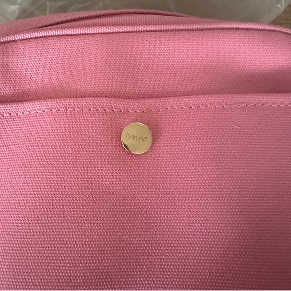 ban.do The Getaway Toiletries Bag - Available For Weekends - Picture 8 of 9